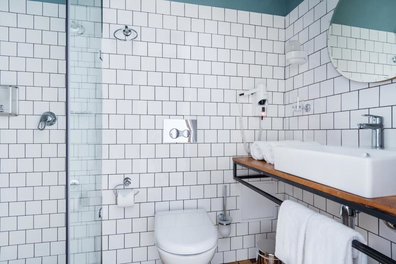 Отель Fabrika Hostel & Suites Тбилиси