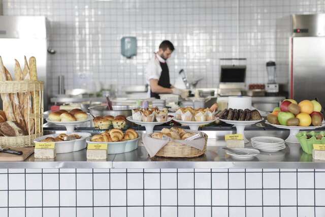 Отель Fabrika Hostel & Suites Тбилиси-16