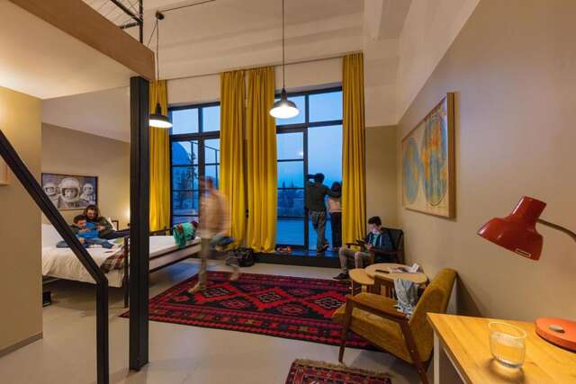 Отель Fabrika Hostel & Suites Тбилиси-21